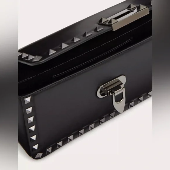 Valentino ROCKSTUD23 E/W SMOOTH CALFSKIN SHOULDER BAG - Picture 8 of 9